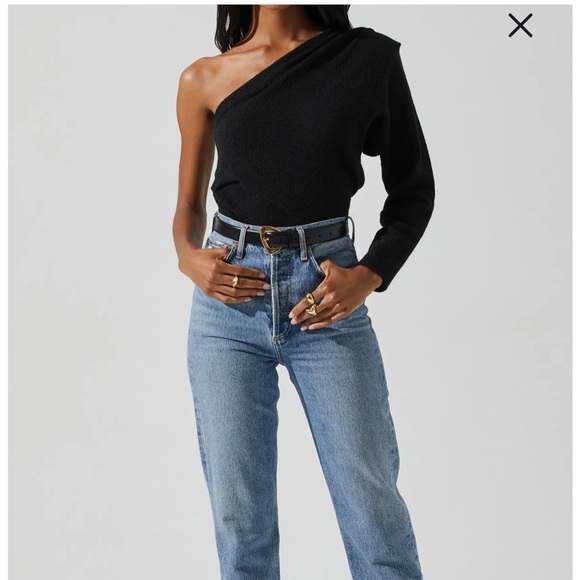 ASTR the label Cosima One Shoulder Sweater-NWT - Picture 6 of 6
